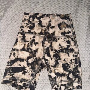 lululemon athletica Black and Cream Bike Shorts
